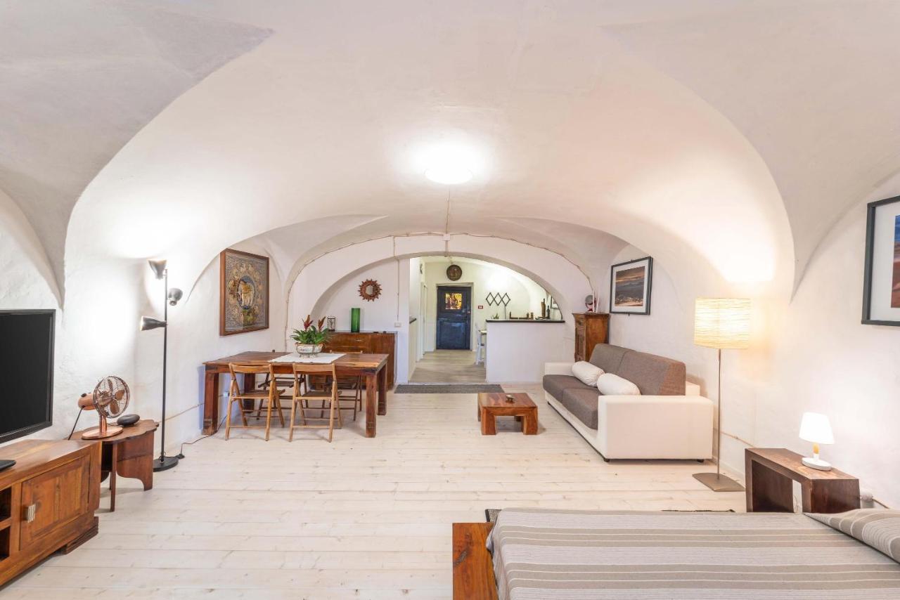 דירות אלגהרו Casa Gilbert 101 מראה חיצוני תמונה